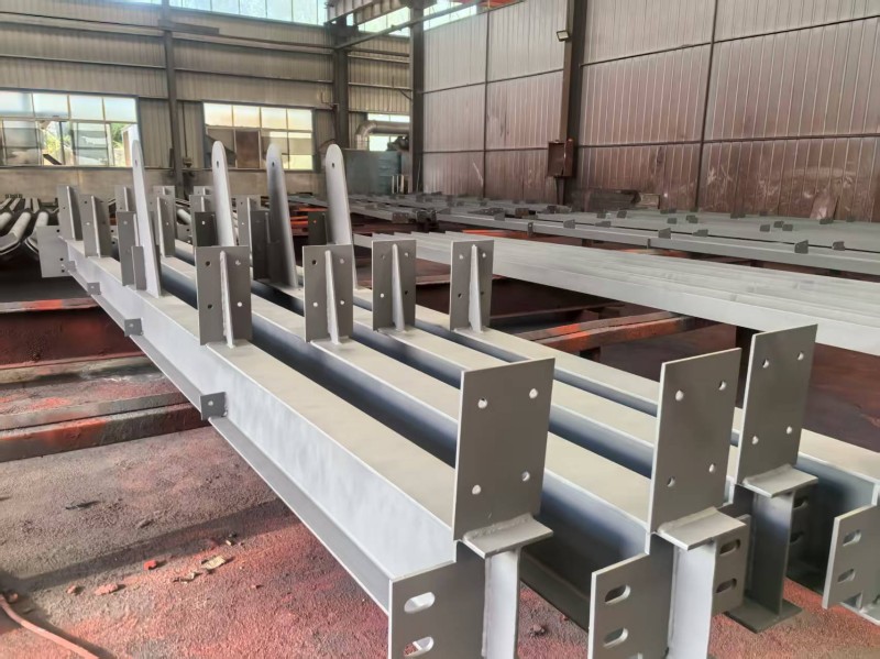 Projekt namestitve nadstreška jeklene strukture uspešno zaključen