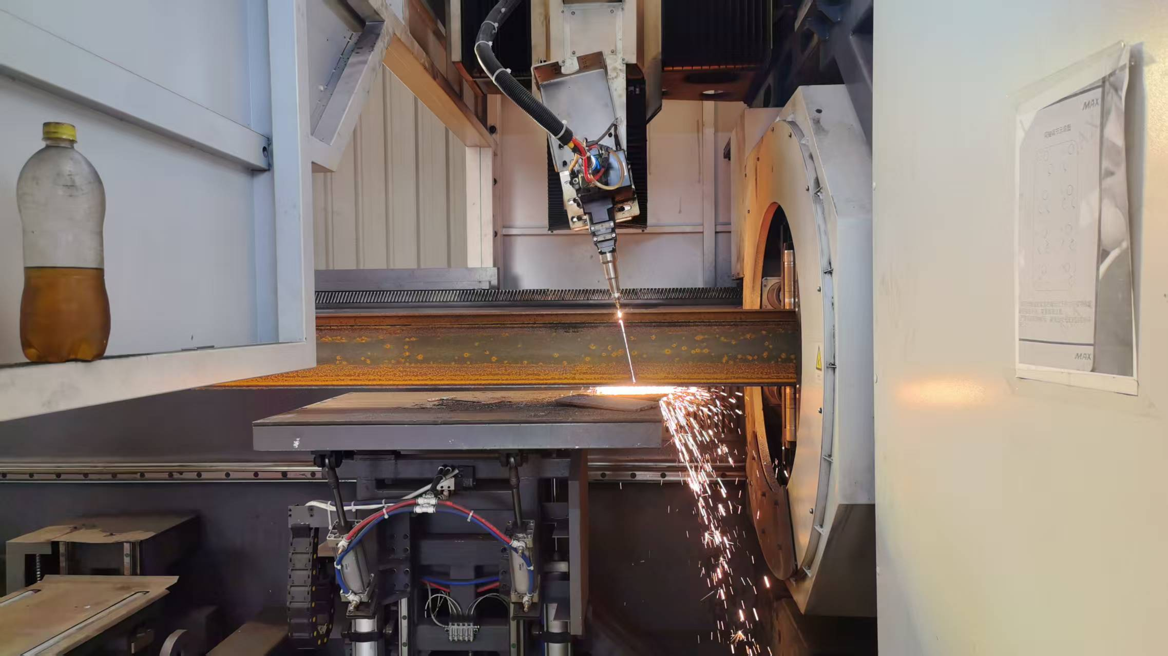 Liweiyuan izboljša kakovost obdelave jeklenih konstrukcij Novice